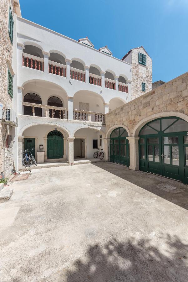 Heritage Palace Listun Makarska Esterno foto