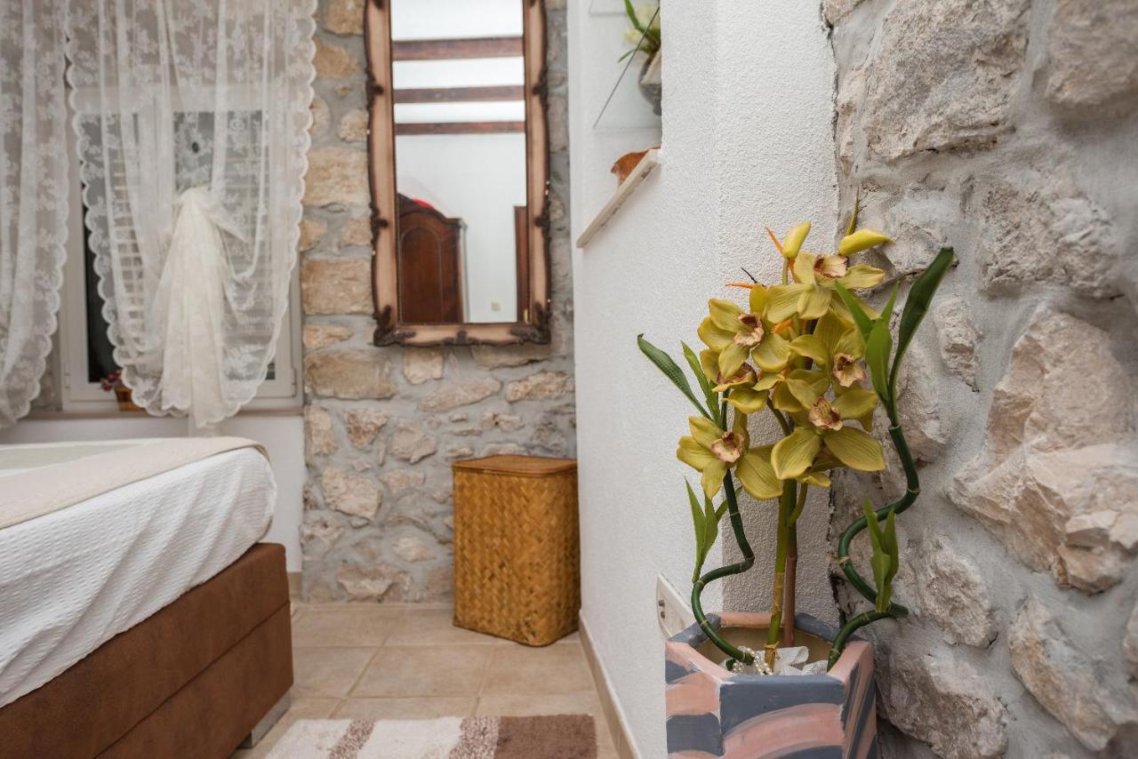 Heritage Palace Listun Makarska Esterno foto