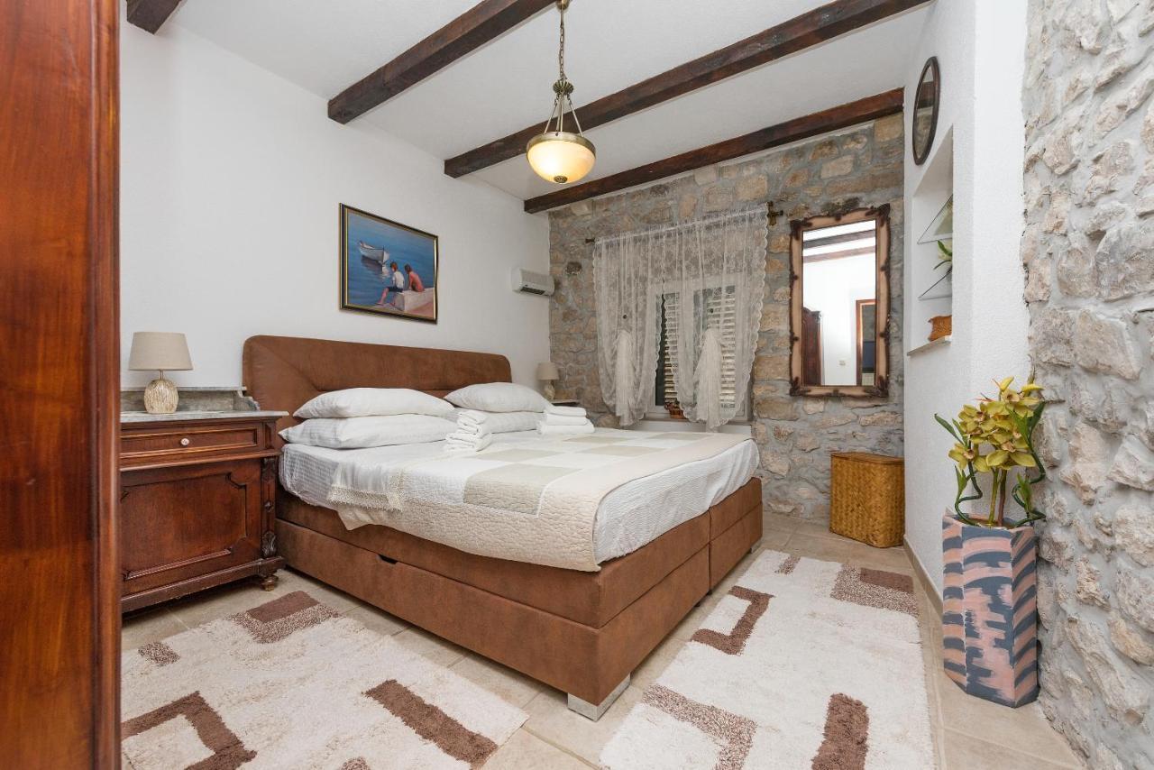 Heritage Palace Listun Makarska Esterno foto