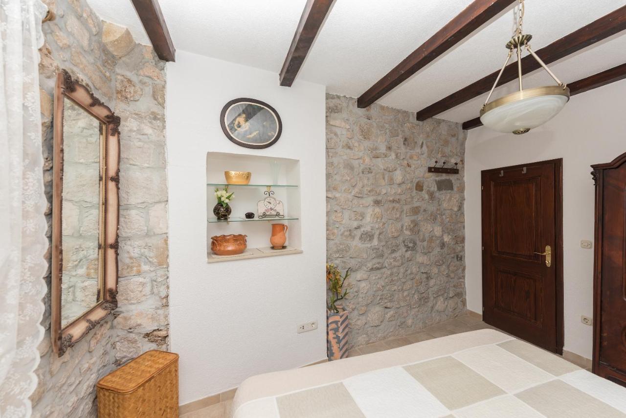 Heritage Palace Listun Makarska Esterno foto