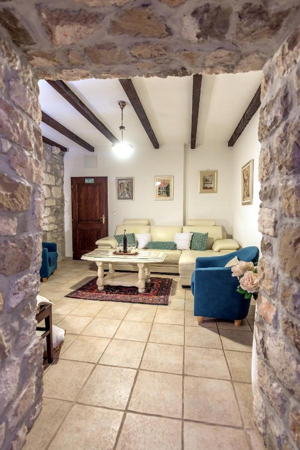 Heritage Palace Listun Makarska Esterno foto